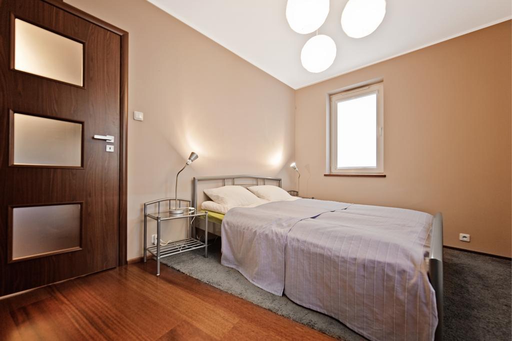 Best Inn Poznan Apartament Wojskowa Quarto foto
