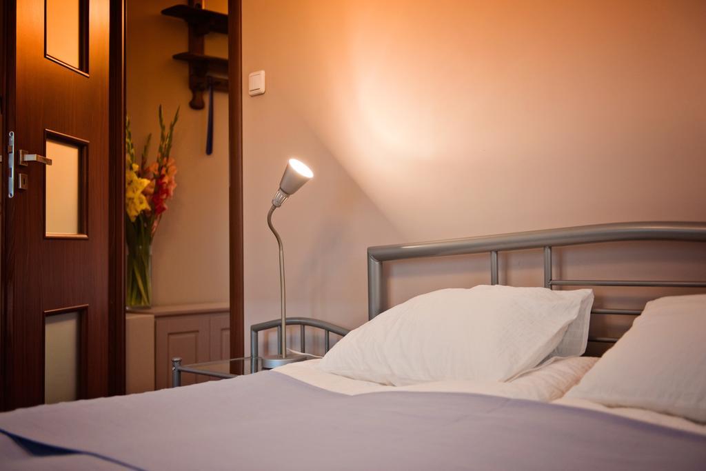 Best Inn Poznan Apartament Wojskowa Quarto foto